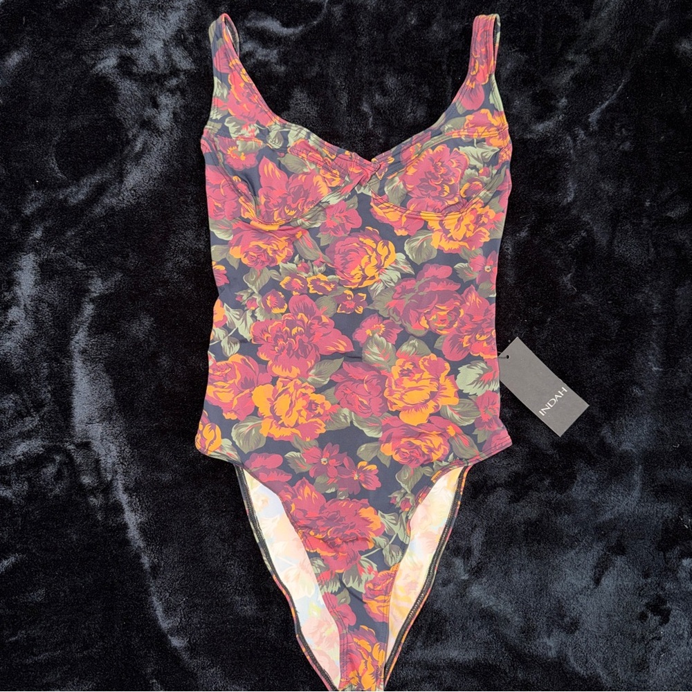NWT Indah Icebreaker Small bodysuit/One Piece